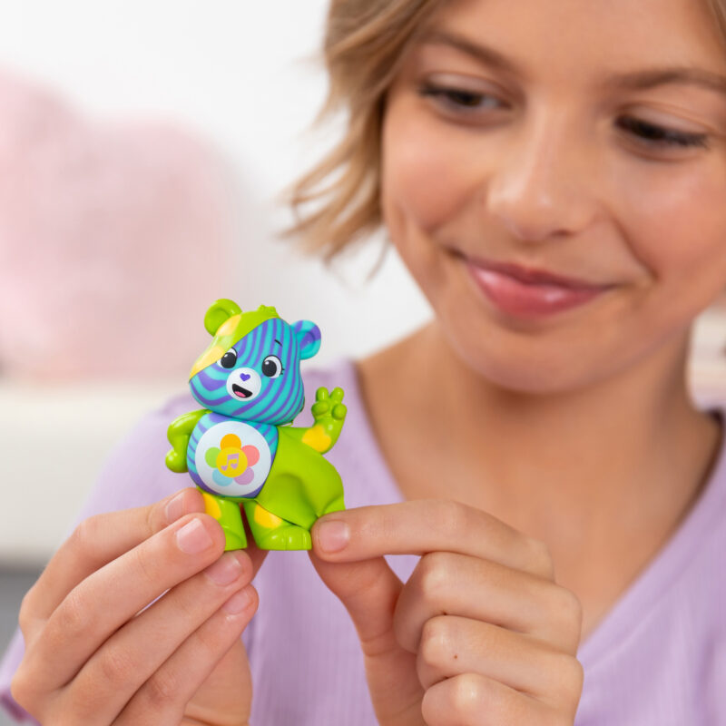 Care Bears – Peel and Reveal - US 3706