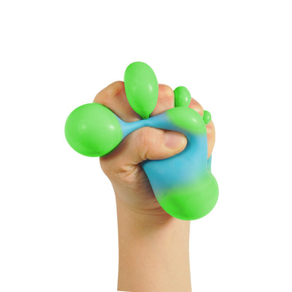 NeeDoh Color Change Squeeze Heart - US 2833